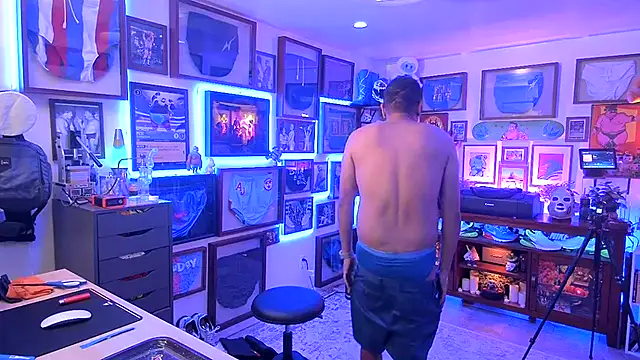 Briefs bud online show from 1, 12, 2025