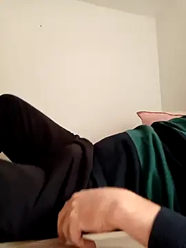 Snapshot of ScalicHat69 chatting on 18, 11, 2025 ScalicHat69 online show from 18, 11, 2025