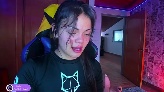 Snapshot of Meli_Pixel chatting on 10, 3, 2025 Meli Pixel online show from 10, 3, 2025