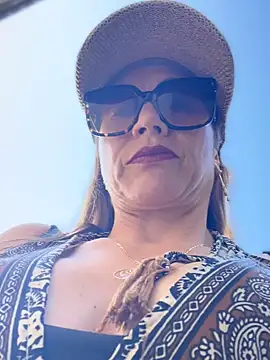 Snapshot of angelitasexy81 chatting on 7, 6, 2026 angelitasexy81 online show from 7, 6, 2026
