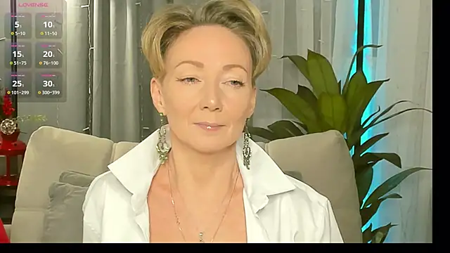 Snapshot of AkexandraFix chatting on 22, 12, 2025 AkexandraFix online show from 22, 12, 2025