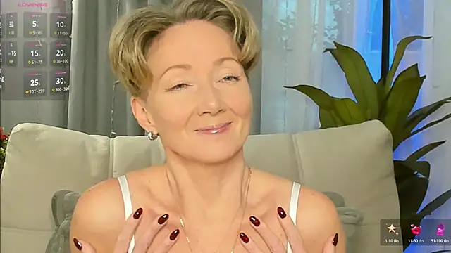 Snapshot of AkexandraFix chatting on 6, 2, 2026 AkexandraFix online show from 6, 2, 2026