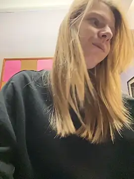 MaryHiggins online show from 24, 9, 2025