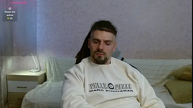 Aestheticguy101 online show from 17, 10, 2025