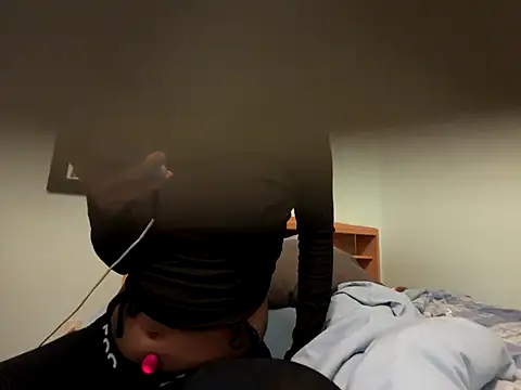 Snapshot of RylHoneyy chatting on 29, 11, 2025 RylHoneyy online show from 29, 11, 2025