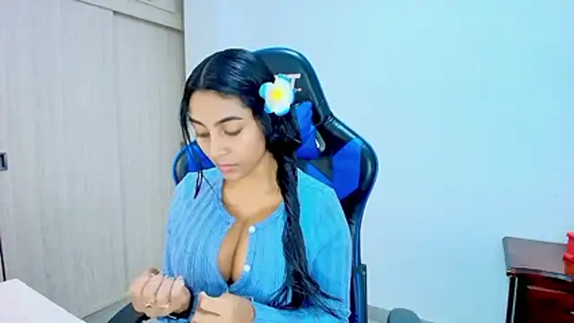 sophiax-x online show from 17, 12, 2025