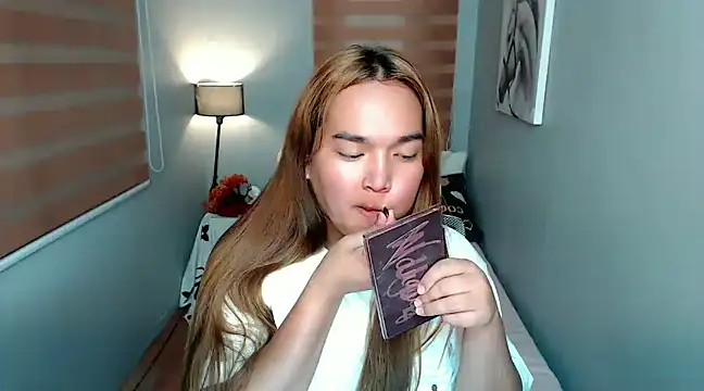 MoaningKylie online show from 3, 1, 2025