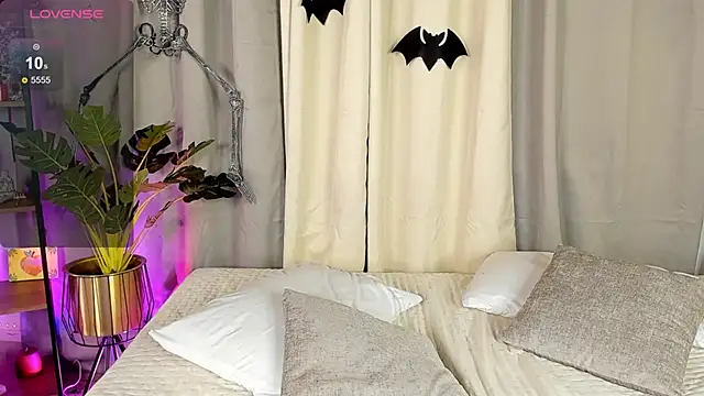 Amy art online show from 10, 10, 2025