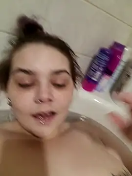 Snapshot of Randomness440 chatting on 25, 3, 2026 Randomness440 online show from 25, 3, 2026