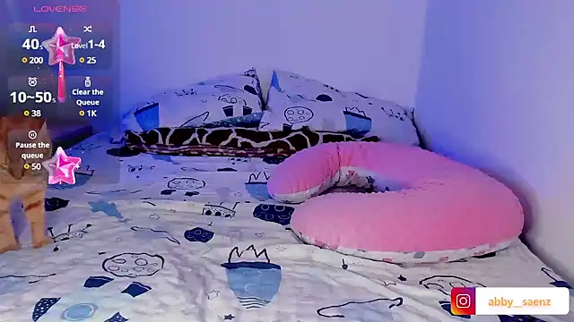 Abby Saenz01 online show from 9, 3, 2025