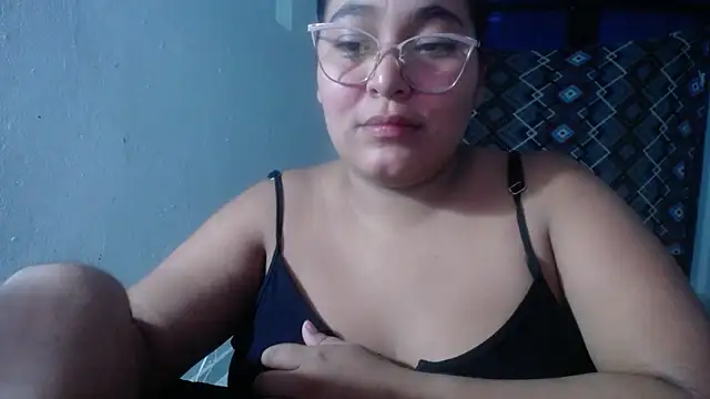 Snapshot of sirena_15 chatting on 16, 3, 2026 sirena 15 online show from 16, 3, 2026
