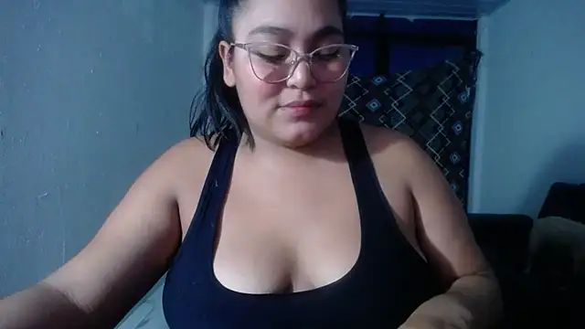 Snapshot of sirena_15 chatting on 29, 3, 2026 sirena 15 online show from 29, 3, 2026