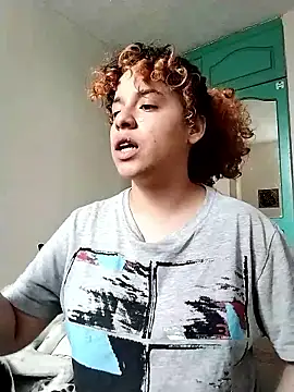 Snapshot of EmmaMelissa0521 chatting on 9, 1, 2026 EmmaMelissa0521 online show from 9, 1, 2026