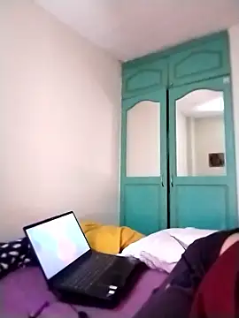 Snapshot of EmmaMelissa0521 chatting on 12, 1, 2026 EmmaMelissa0521 online show from 12, 1, 2026