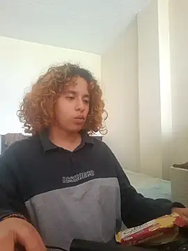 Snapshot of EmmaMelissa0521 chatting on 14, 2, 2026 EmmaMelissa0521 online show from 14, 2, 2026