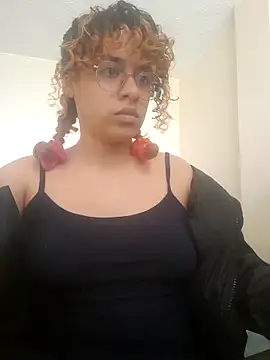 Snapshot of EmmaMelissa0521 chatting on 15, 2, 2026 EmmaMelissa0521 online show from 15, 2, 2026