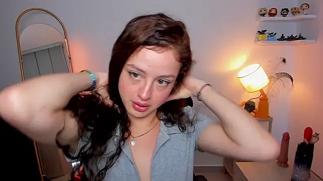 Cassandra Caiin online show from 2, 10, 2025