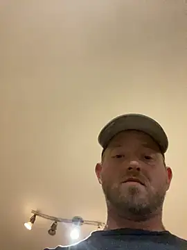 smokeymt420 online show from 23, 3, 2025