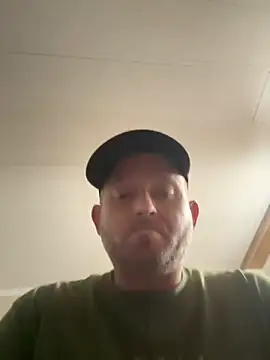 smokeymt420 online show from 2, 12, 2025