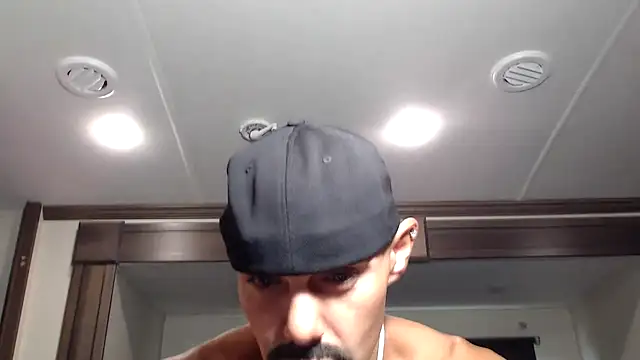 Snapshot of ThickD2C chatting on 17, 1, 2026 ThickD2C online show from 17, 1, 2026