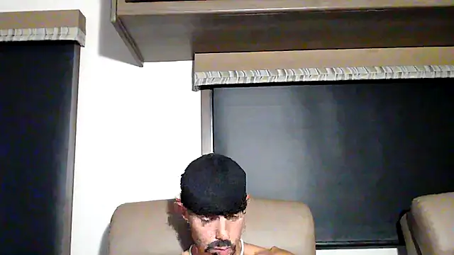 Snapshot of ThickD2C chatting on 4, 2, 2026 ThickD2C online show from 4, 2, 2026