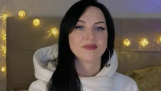 Snapshot of lily_conor chatting on 19, 12, 2024 lily conor online show from 19, 12, 2024