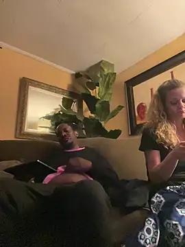 Makeyoucumallover online show from 19, 3, 2026