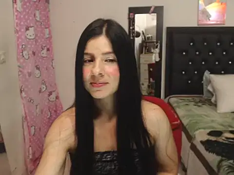 Estefani 32 online show from 25, 1, 2025