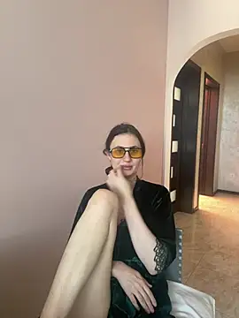 Flossy Vettie online show from 6, 4, 2026