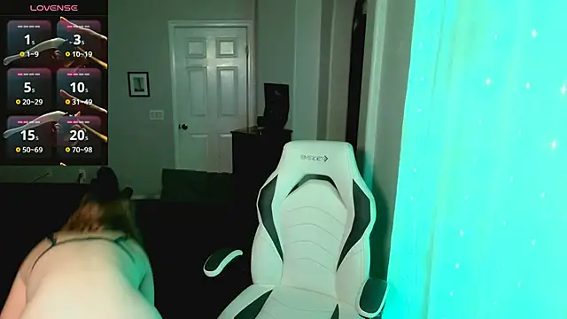 Snapshot of britteebee chatting on 16, 11, 2025 britteebee online show from 16, 11, 2025