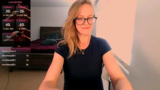 Snapshot of britteebee chatting on 3, 6, 2026 britteebee online show from 3, 6, 2026