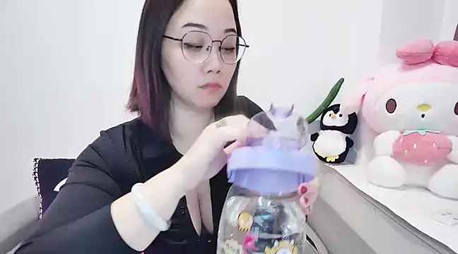 Giuliam online show from 15, 3, 2025