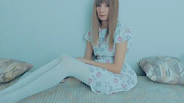 Snapshot of YourCaramel chatting on 10, 10, 2025 YourCaramel online show from 10, 10, 2025