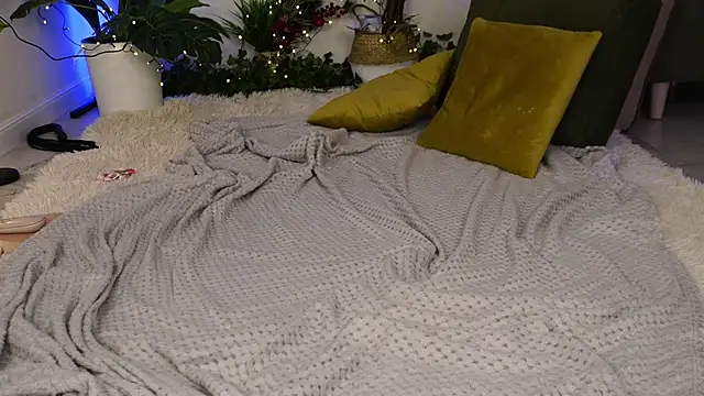 ScarletBlaze online show from 11, 1, 2025