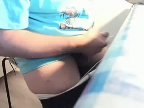 Snapshot of drm4ple3 chatting on 10, 9, 2025 drm4ple3 online show from 10, 9, 2025