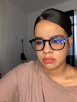 trianawhite online show from 3, 12, 2024