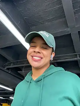 trianawhite online show from 18, 2, 2025