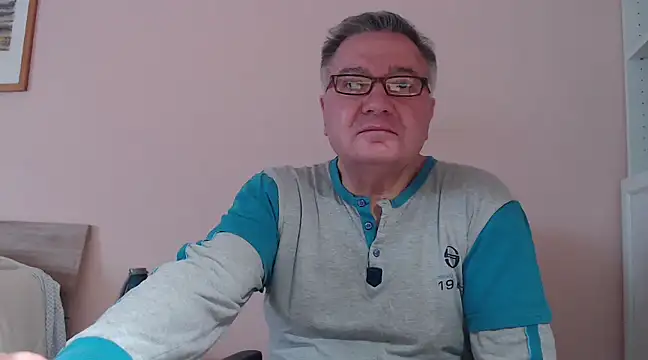 YOU6me online show from 31, 1, 2025