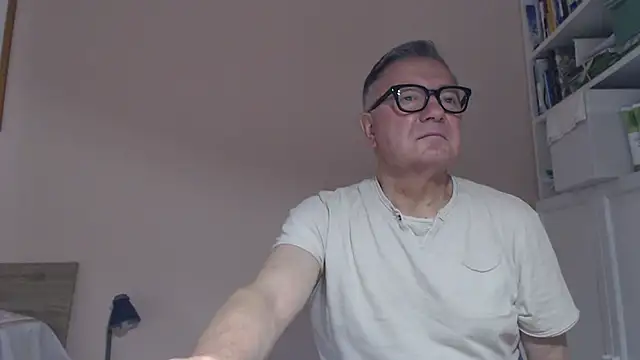 Snapshot of YOU6me chatting on 20, 7, 2026 YOU6me online show from 20, 7, 2026