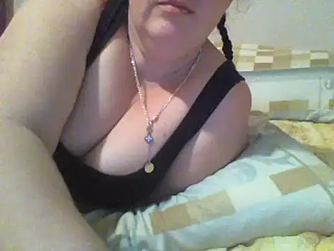 Snapshot of chubbypeach123 chatting on 13, 2, 2025 chubbypeach123 online show from 13, 2, 2025