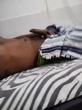 Snapshot of chocolatico1982 chatting on 3, 12, 2024 chocolatico1982 online show from 3, 12, 2024