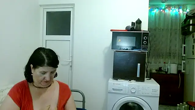 RidemerafSuzana online show from 4, 12, 2024