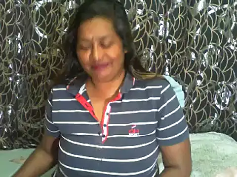 Snapshot of Mammabear_4u chatting on 15, 12, 2024 Mammabear 4u online show from 15, 12, 2024