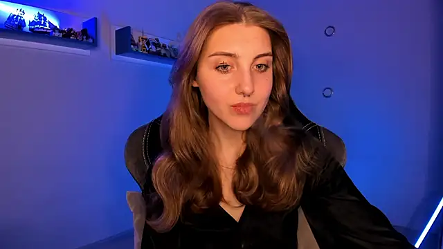 CassiaBlade1 online show from 11, 2, 2025