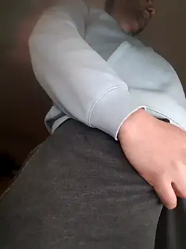 Lucas1andOnly4Girl online show from 22, 2, 2025