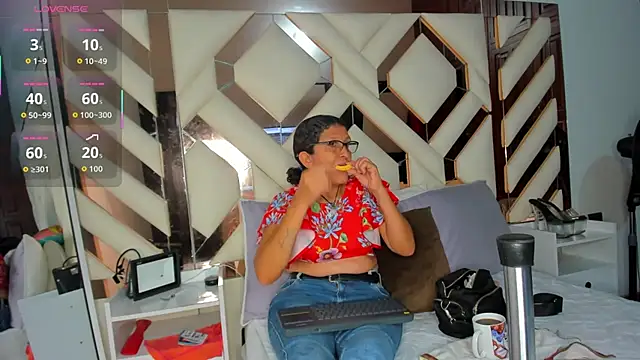 Snapshot of Keyla_Milf chatting on 20, 12, 2025 Keyla Milf online show from 20, 12, 2025