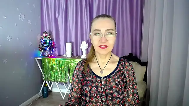 queen a n i online show from 13, 1, 2025