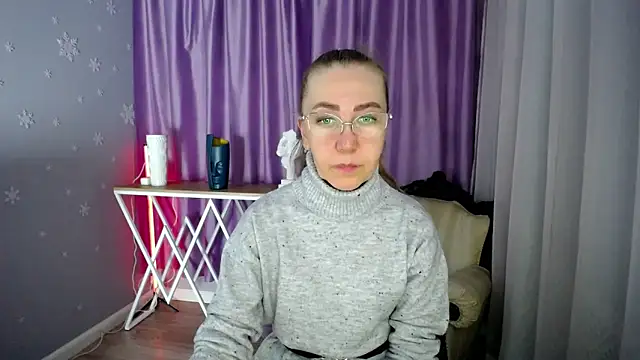 queen a n i online show from 17, 1, 2025