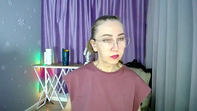 queen a n i online show from 8, 2, 2025