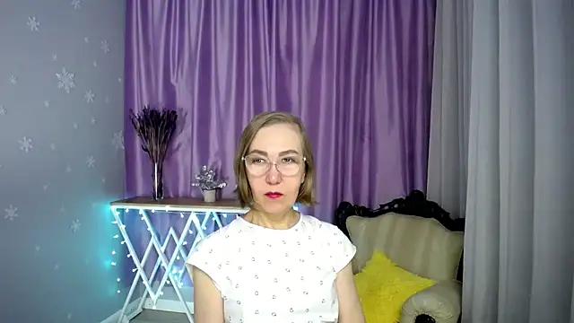 queen a n i online show from 24, 3, 2026